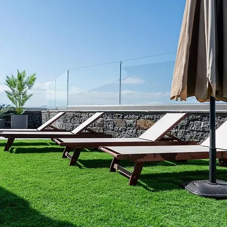 Brand New Petra Luxuria With A Private Pool And Jacuzzi * Prassás